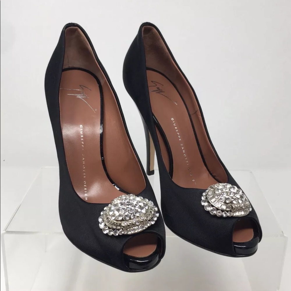 Giuseppe Zanotti peep-toe satin pump